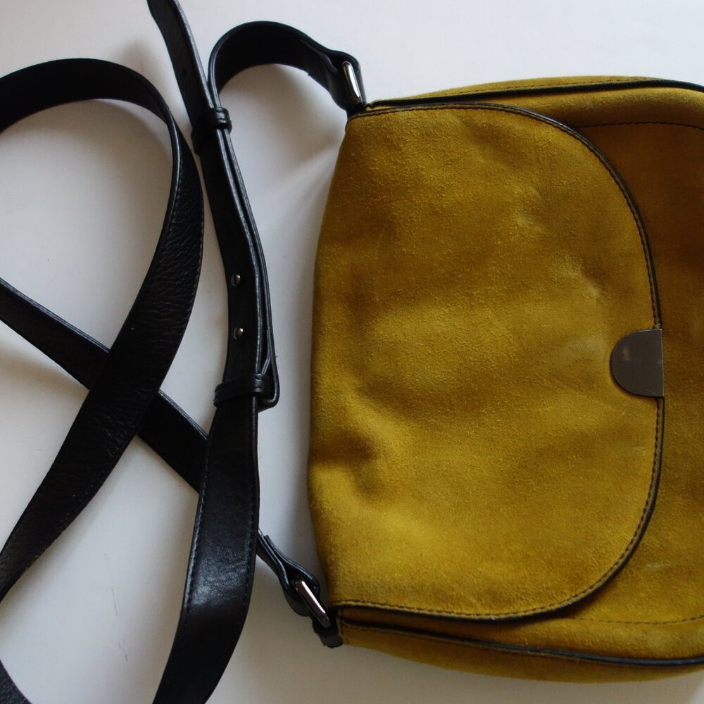 SORIAL Yellow Crossbody Yellow/Orange Bag 9.5" X 8.5"